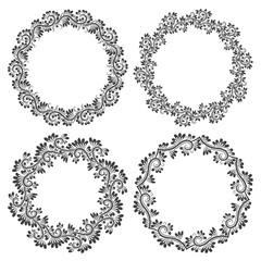 Patterned round frames for design in floral vintage style. Circular wreaths set.