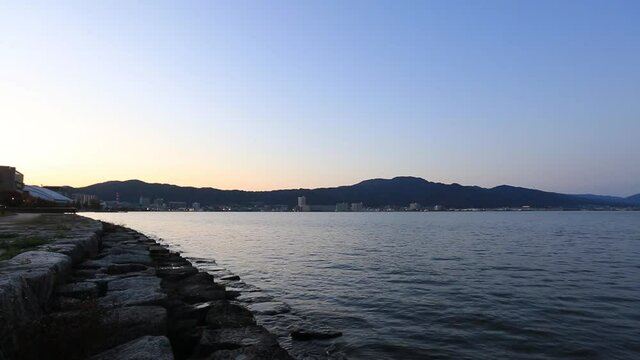琵琶湖の夕景　秋