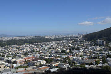 Fototapeta na wymiar サンフランシスコ・サンセット地区の街並み：グランド・ビュー・パークより