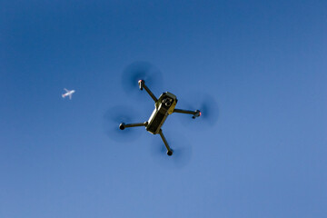 Drones and airports are no good match