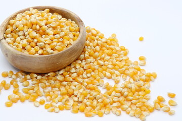 
corn kernels with white background