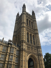 Fototapeta na wymiar view of Westminster abbey and big ben in London England, UK