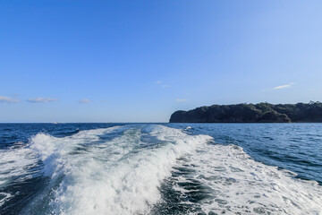 友ヶ島へと向かう船から見た紀淡海峡　和歌山県和歌山市