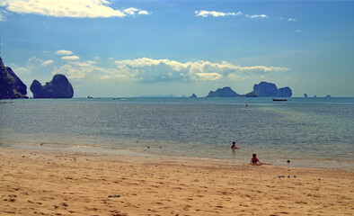 Obraz premium Krabi, Thailand - View of Tonsai Bay from the Resort