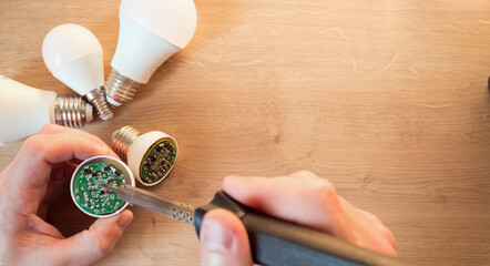 Recovery of the LED lamp, re-soldering of the diode in the energy-saving lamp