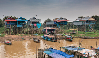 Fototapeta na wymiar Floating village in Siem Reap, Cambodia.