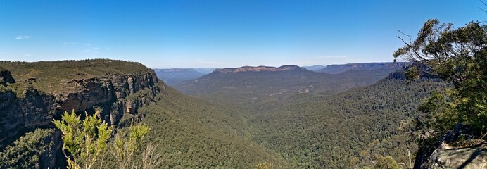 Beautiful view of mountain range, Gordon Falls Lookout, Blue Mountain National Park, New South Wales, Australia
