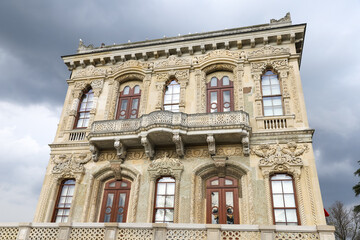 Fototapeta premium Kucuksu Palace in Istanbul City, Turkey