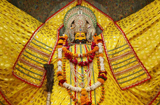 Idol of Hindu god Khatu Shyam at a temple in Beawar, Rajasthan, India.  Shyam is the form of Lord Krishna. Photo: Sumit Saraswat Stock Photo |  Adobe Stock