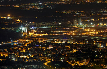 Fototapeta na wymiar night view of the city of Turin Italy seen from above