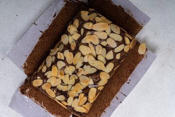 fudgy brownies with almond toppings