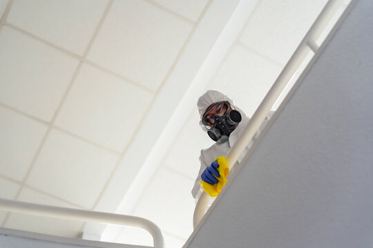 military disinfecting the hospital to prevent covid19