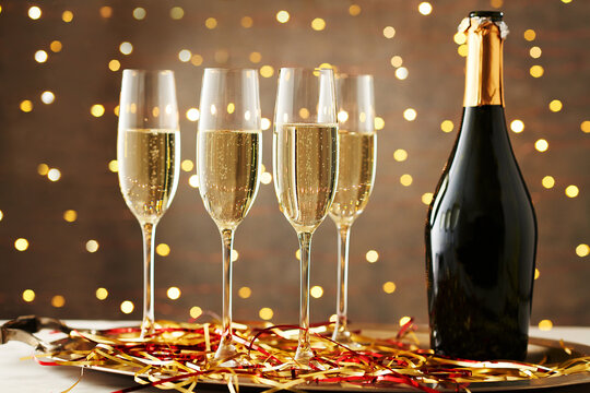 Flutes of Champagne for the Holidays
