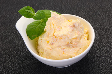 Curd with dry apricot