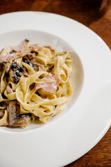 Creamy mushroom spinach pasta