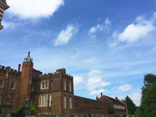 Naklejka premium Hampton Court palace in Richmond, England, United Kingdom