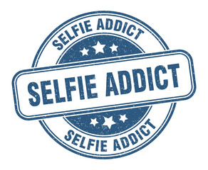 selfie addict stamp. selfie addict label. round grunge sign