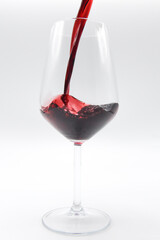 vino rosso calice versare vino rosso alcol alcolici 