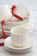 beautiful rimmed dinnerware