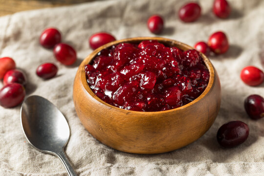 Red Organic Sweet Cranberry Sauce