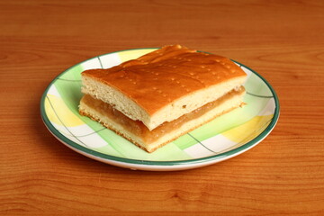 Apple Pie from Yeast Dough