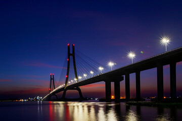 Vam Cong Bridge is beautiful in the afternoon