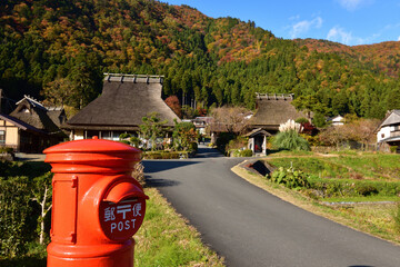 Fototapeta na wymiar 日本の原風景　美山かやぶきの里