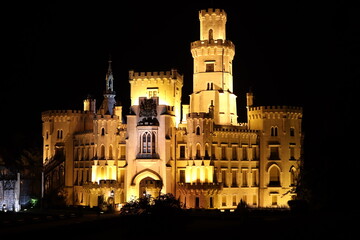 Fototapeta na wymiar castle Hluboka at night