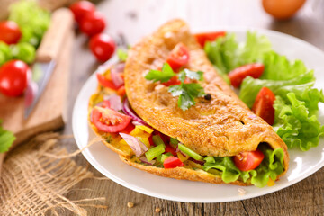 omelet with vegetable and lettuce