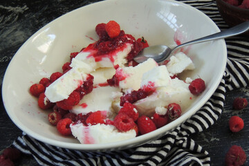 ice cream with raspberry jam