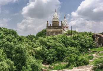 Sonagiri is a little-known Jain holy place among tourists. Sonagiri is about 100 Jain temples of 9-10 centuries.