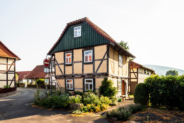 Fototapeta na wymiar Dorf in Mitteldeutschland bei Göttingen