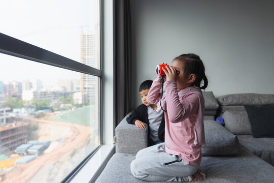 Kids want to gor out stay at home feel boredom