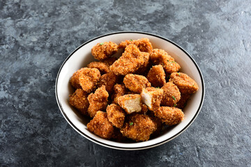 Crispy fried breaded chicken bites