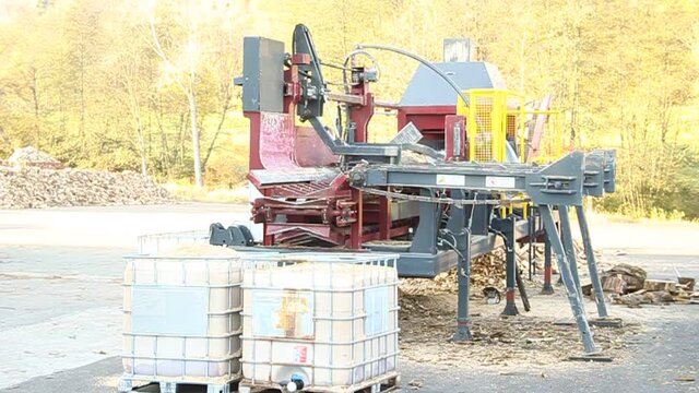 Machine &agrave; bois fendeuse bois de chauffage	
