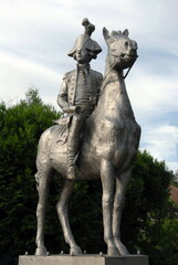 Fototapeta na wymiar Ville de Saint-Avold, statue équestre du Marquis de La Fayette, département de Moselle, France