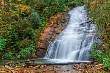 Fototapeta na wymiar Helton Creek Falls In Georgia