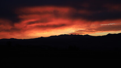 coucher de soleil sur le massif du Sancy