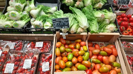 Verdura al banco del mercato