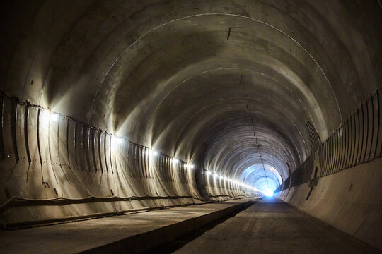 Fototapeta unfinished railroad tunel