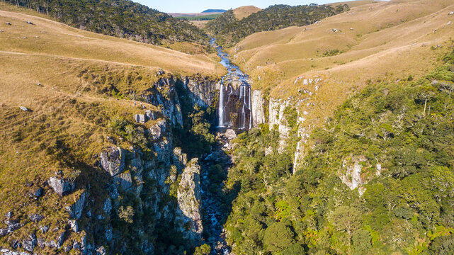 Cachoeira do Perau Branco - S&atilde;o Jos&eacute; dos Ausentes - RS. Beautiful scenic landscape of Perau Branco Watherfall, in Rio Grande do Sul, Brazil