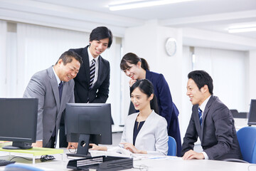 ビジネス　チームワーク