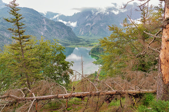 Overlooking the Almsee from the Ameisstein lookout to th eend of the valley