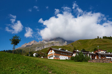 Auf dem Passo di Falzarego zwischen Cortina d’Ampezzo und Malga Castello