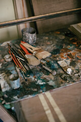 artist brushes and palette