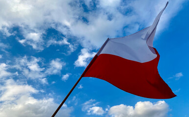 Polska biało czerwona flaga  - obrazy, fototapety, plakaty
