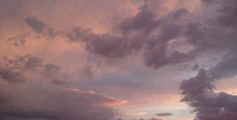 Naklejka na ściany i meble Pink clouds