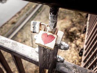 heart lock on the bridge railing