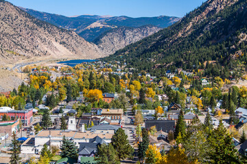Georgetown Colorado Autumn - Georgetown aerial photo in autumn, Clear Creek County, Colorado - obrazy, fototapety, plakaty