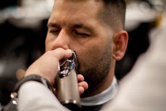 รูปภาพHeadOn เลือกดูภาพถ่ายสต็อก เวกเตอร์ และวิดีโอ6,830 Adobe Stock